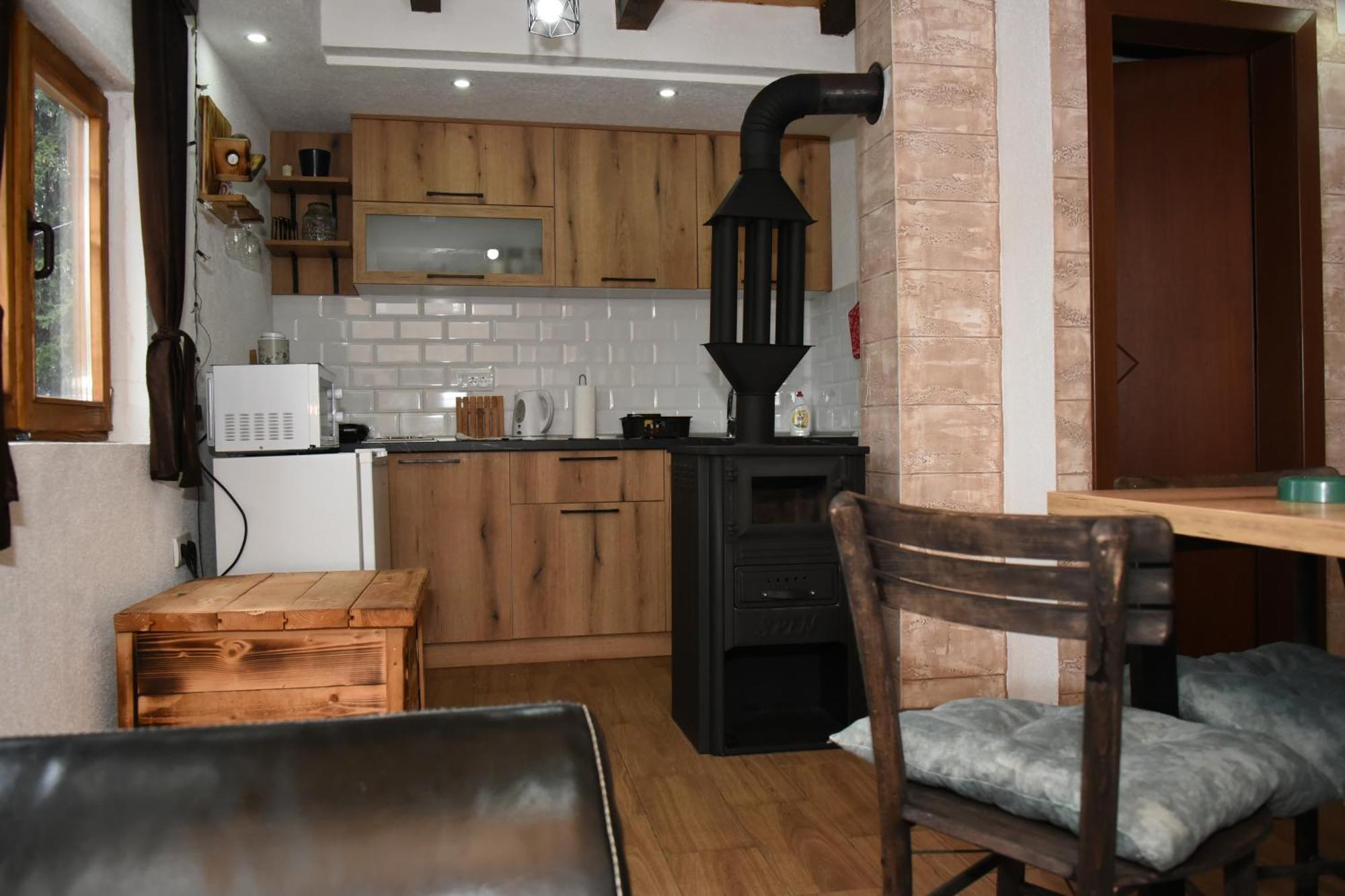 Vikendica Ceperkovic #3 Villa โคเปานิก ภายนอก รูปภาพ