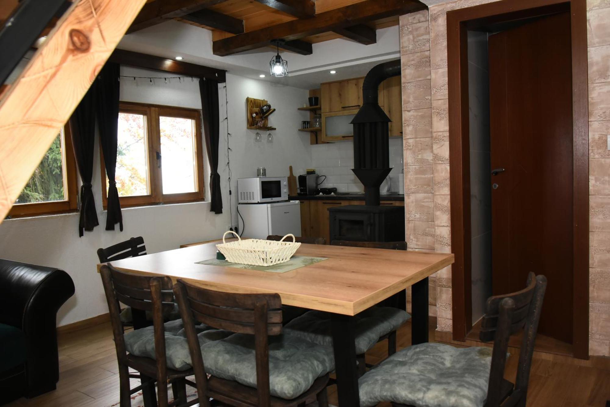 Vikendica Ceperkovic #3 Villa โคเปานิก ภายนอก รูปภาพ