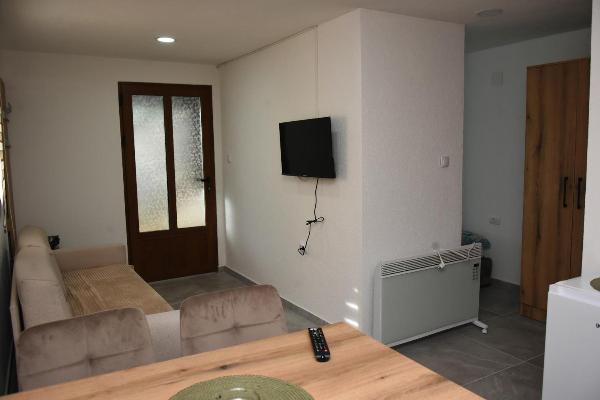 Vikendica Ceperkovic #3 Villa โคเปานิก ภายนอก รูปภาพ