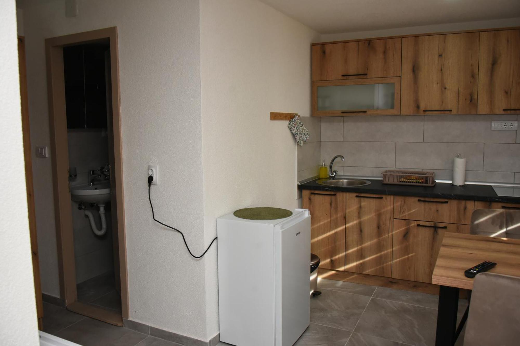 Vikendica Ceperkovic #3 Villa โคเปานิก ภายนอก รูปภาพ
